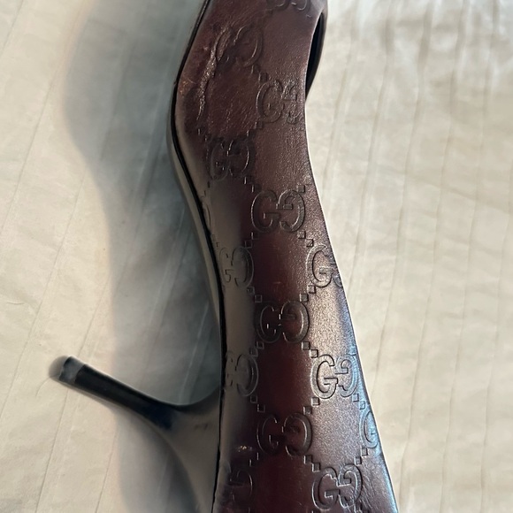Gucci Women's Brown Pumps - Picture 4 of 11